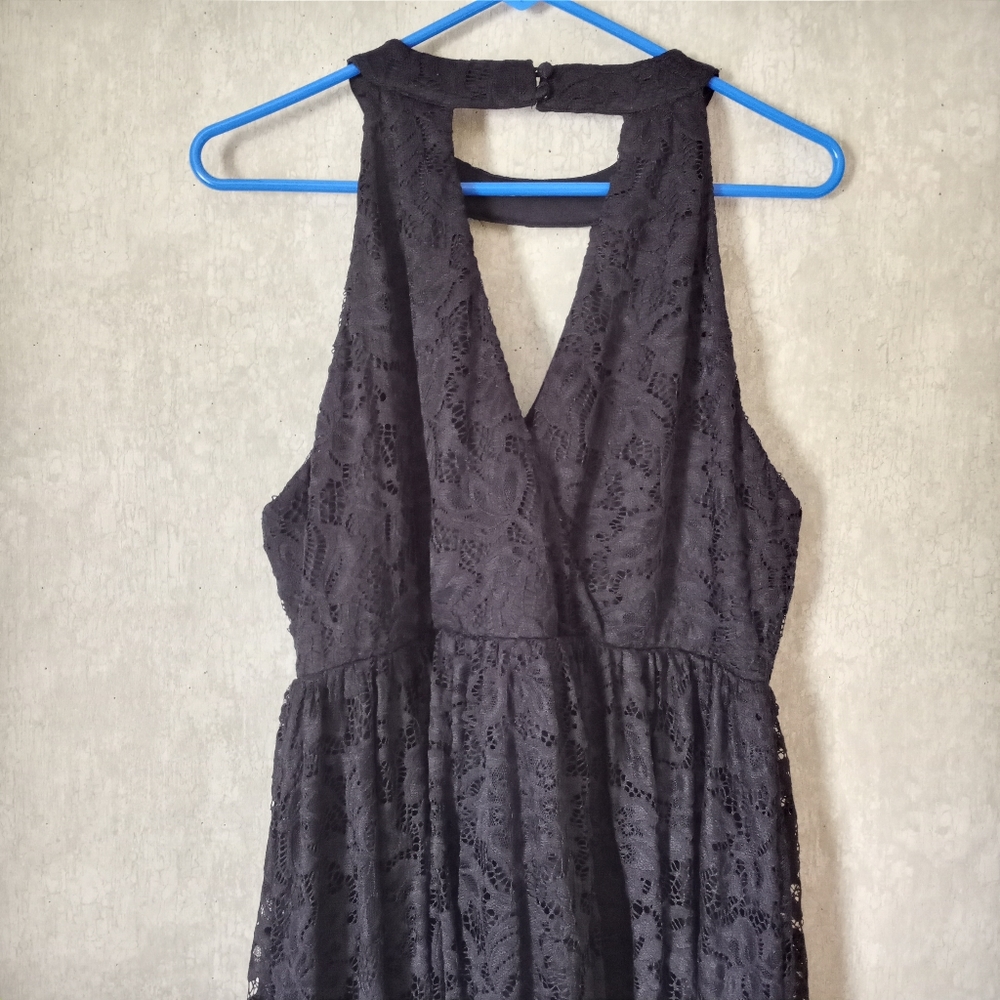 TORRID Black lace keyhole halter tiered skater dress plus size 1X - Picture 5 of 11